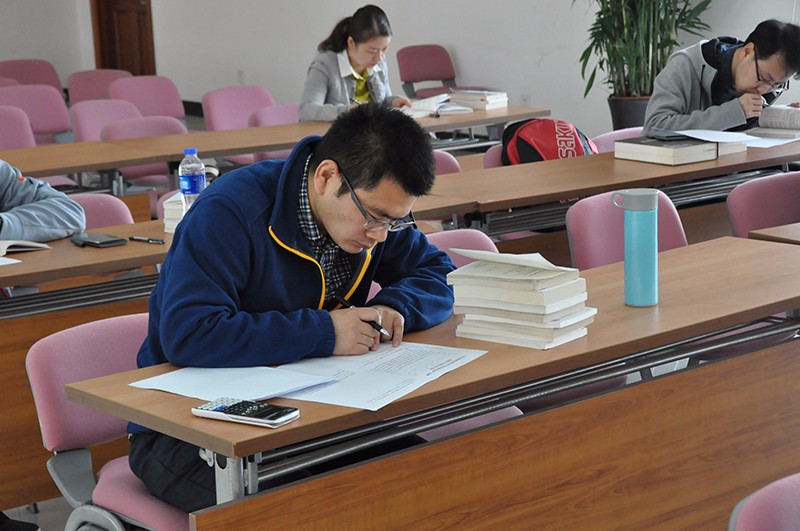 我院第四届职业手艺竞赛拉开帷幕